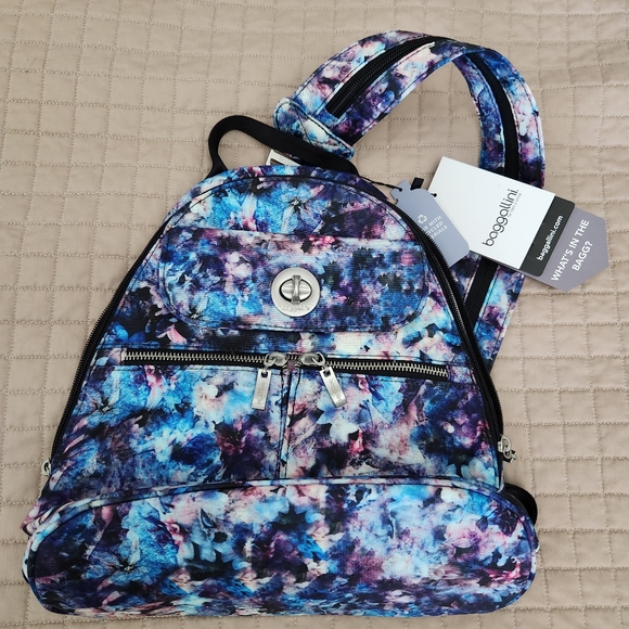 Baggallini Handbags - Baggallini Blue Floral Backpack